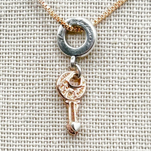 Jewelry - NWOT Sterling silver 18k rose gold plated key necklace pendant 18”